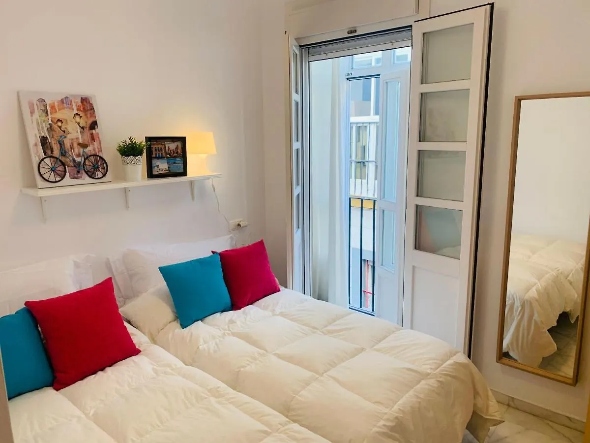 Bonito Apartamento Junto Al Gran Teatro Falla Cádiz Appartement
